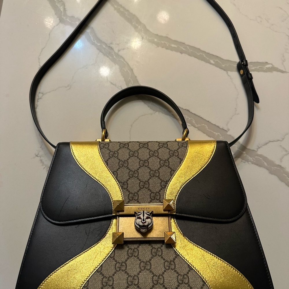 AUTHENTIC RARE GUCCI Jeweled Tigers Head Calfskin Leather handle and strap